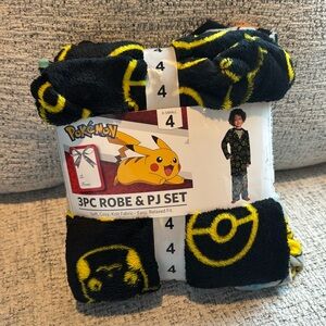 Pokémon 3pc robe & pj set